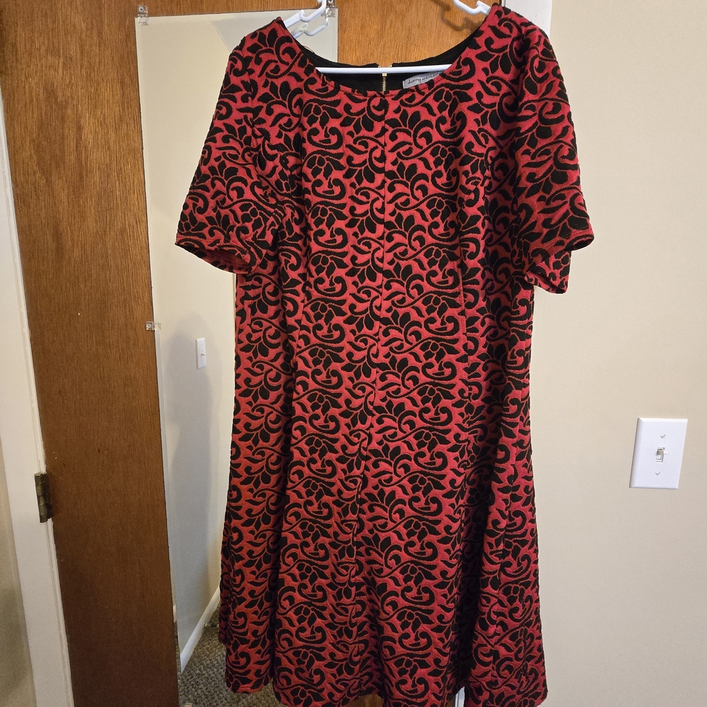Danny & Nicole Red and Black Floral Midi Dress